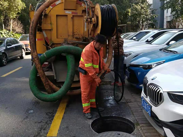 多伦排污管道清淤