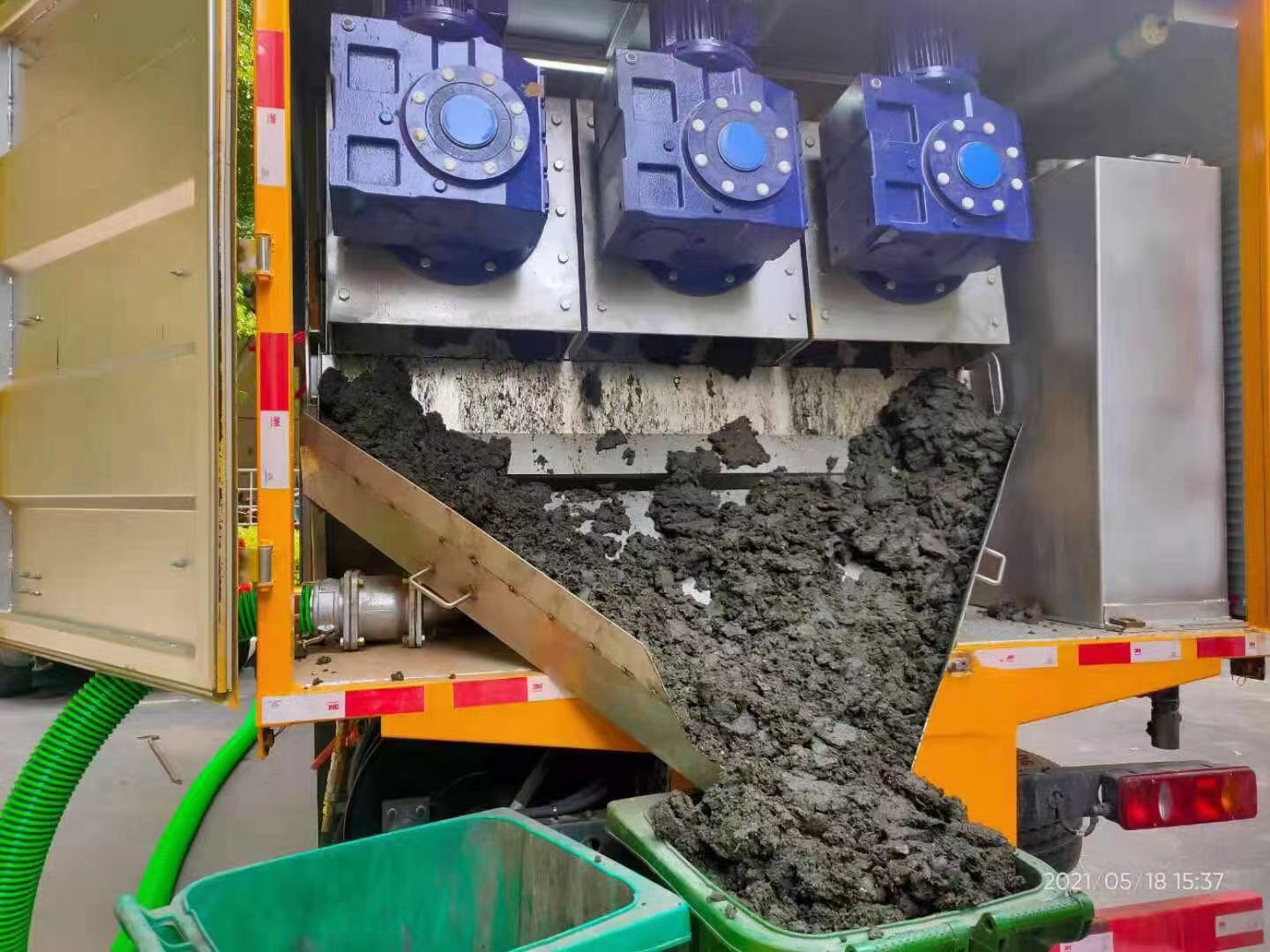 多伦化粪池清掏城市维护站-泥浆净化干湿分离处理